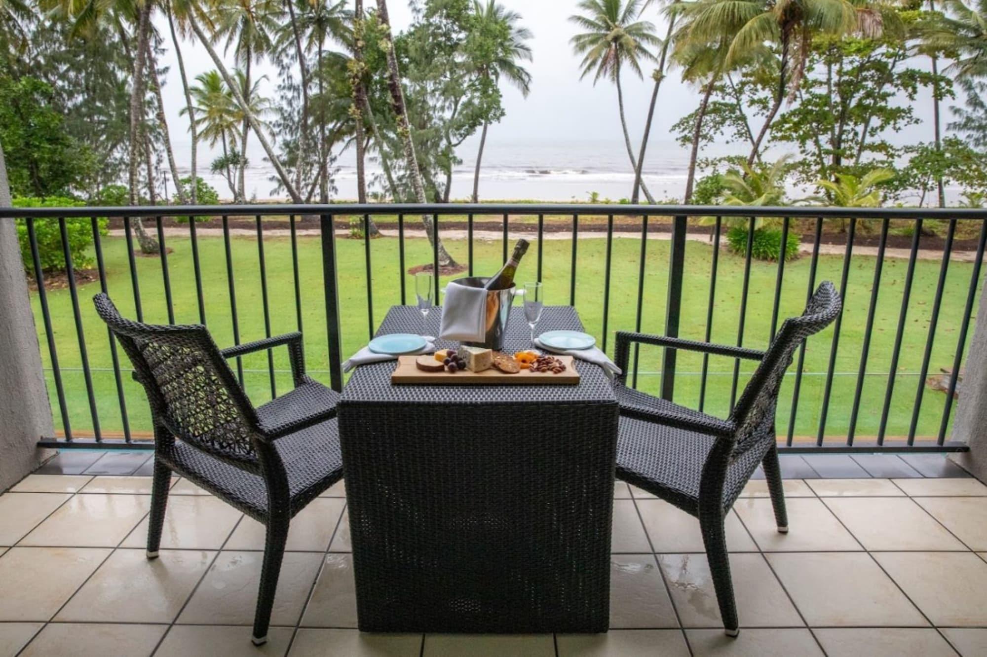 Castaways Resort & Spa On Мишен-Бич Экстерьер фото