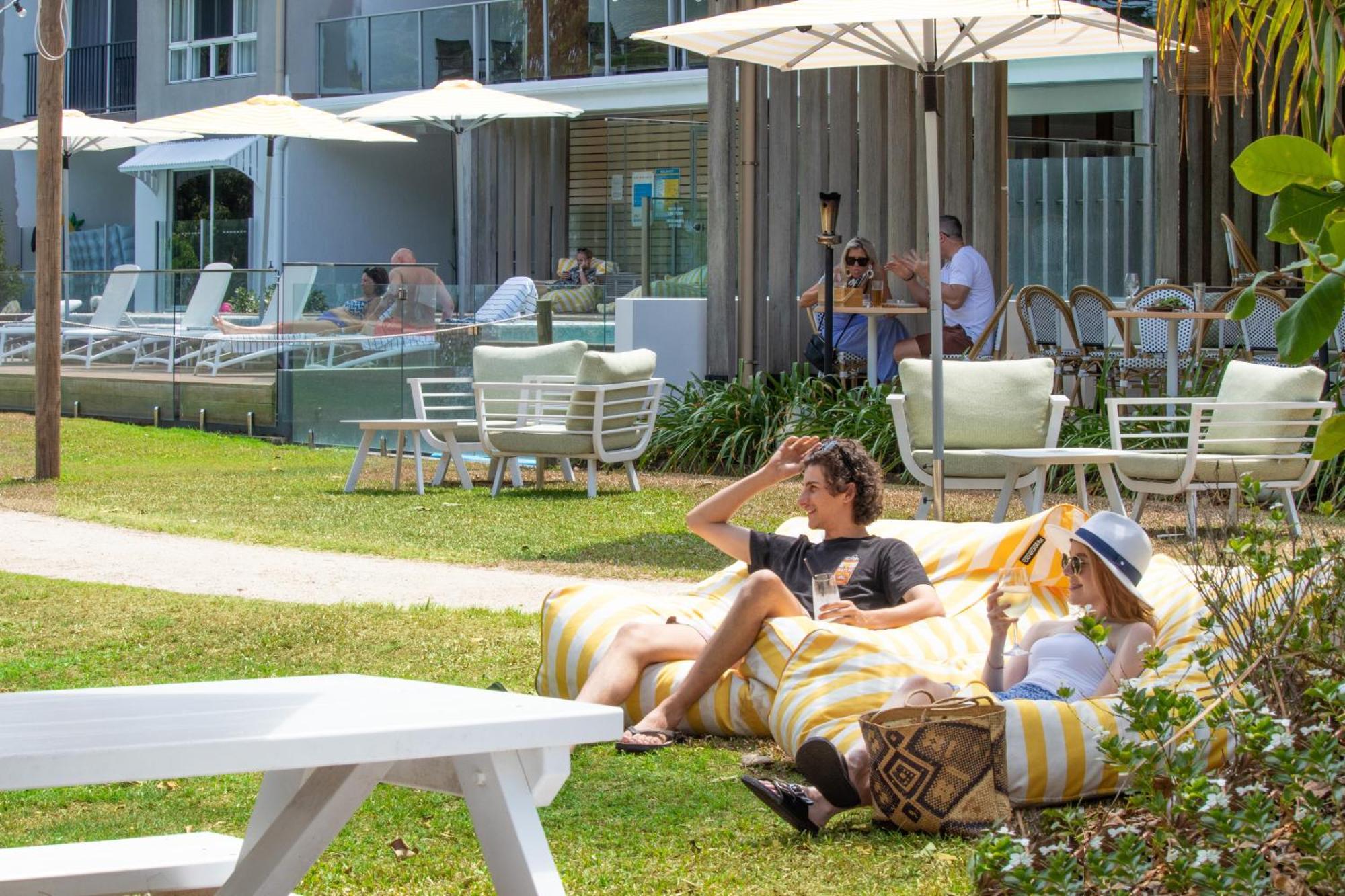 Castaways Resort & Spa On Мишен-Бич Экстерьер фото