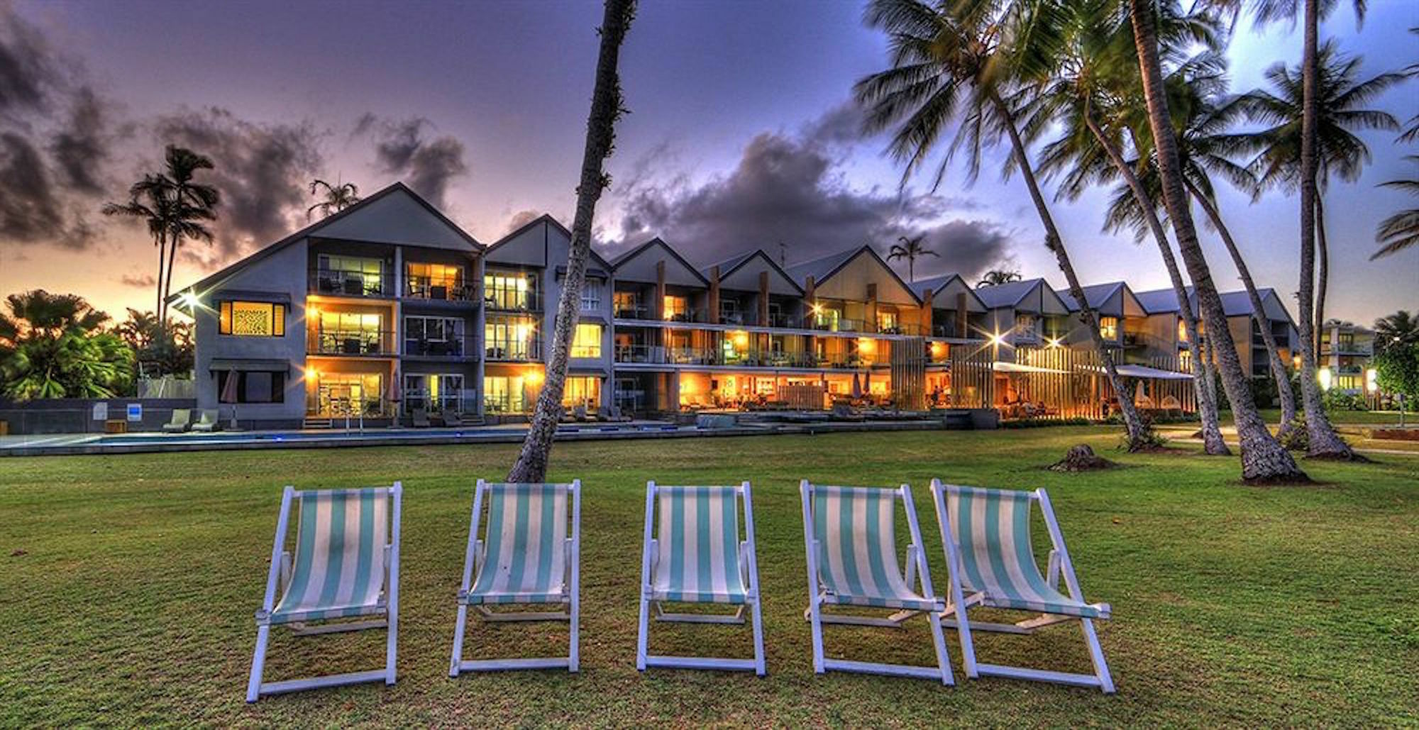 Castaways Resort & Spa On Мишен-Бич Экстерьер фото